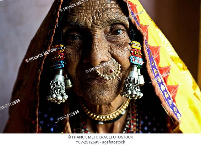 Woman belonging to the Lambani caste ( Karnataka, India)