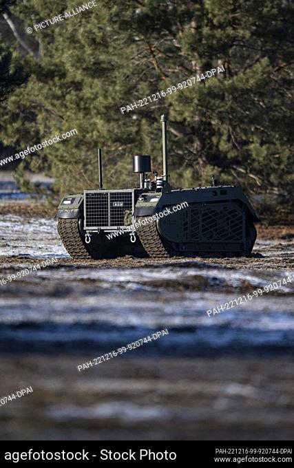 15 December 2022, Brandenburg, Brück: A THeMIS (Tracked Hybrid Modular Infantry System) from the manufacturer Milrem Robotics takes part in a demonstration of...