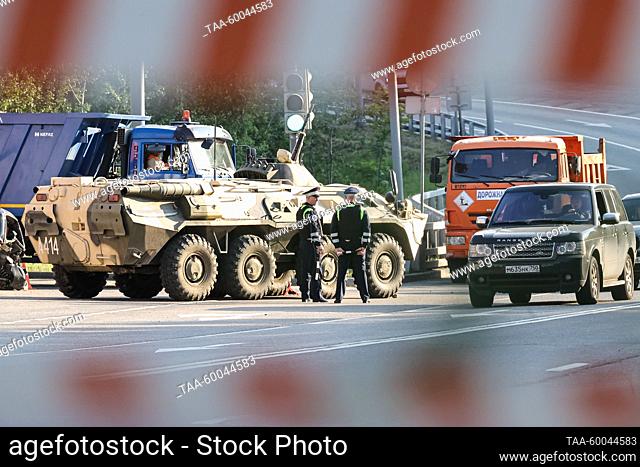 RUSSIA, MOSCOW - JUNE 24, 2023: A BTR-80 armored personnel carrier is seen at an entrance to the city. Sofya Sandurskaya/TASS