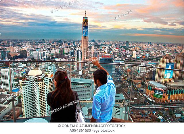 Centara Grand Hotel al Central World Bangkok Tower  Bar Red Sky, an unforgetable outdoor roof top venue with impressive views across the city skyline  Pathumwan...