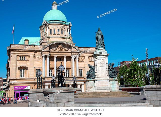 Hull Yorkshire UK - 27 June 2018: Hull City Hall with queen victoria statue in front