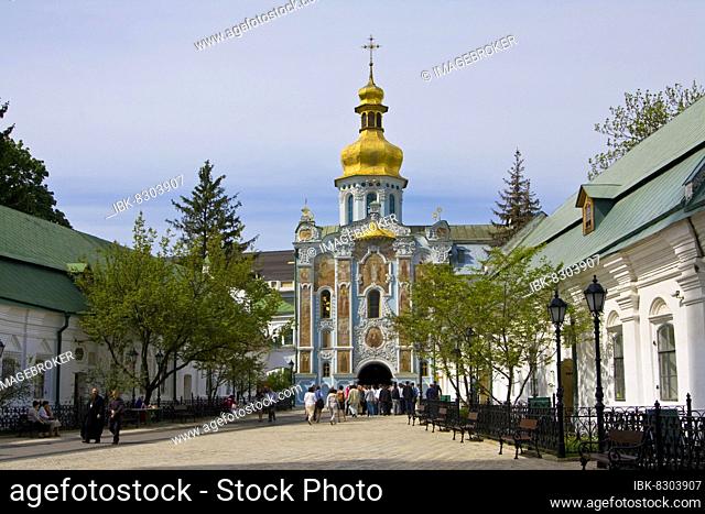 Kievo-Pecherskaya lavra orthodox monastery, Kiev, Ukraine, Europe