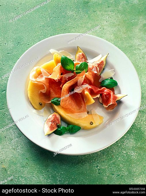 Prosciutto, melone e fichi (Parma ham with melon & figs)