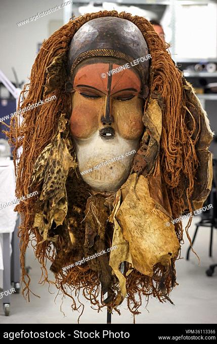 ATTENTION EDITORS: EMBARGO 08/06/2022.. a Kakuungu mask is prepared for shipment to Congo, at the AfricaMuseum in Tervuren on Tuesday 31 May 2022
