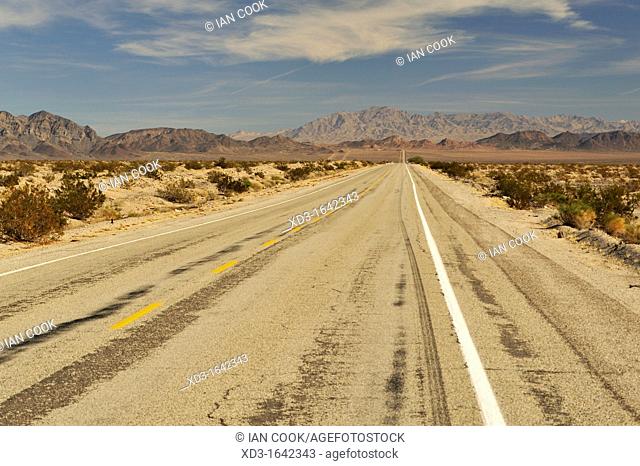 historic Route 66 east of Amboy, California, USA