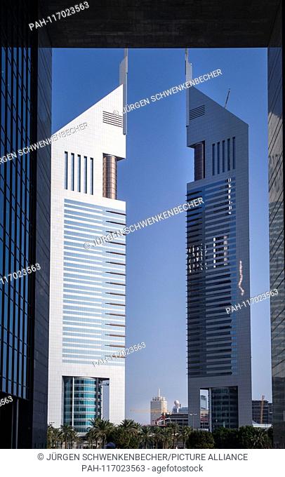 The two Emirates Towers with their triangular ground plans are among Dubai's architectural peculiarities. In the higher tower (354 meters) there are mainly...