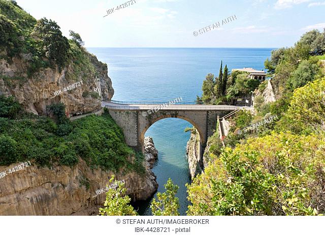 Fjord, bridge over the Fiordo di Furore, Furore, Amalfi Coast, Salerno, Campania, Italy
