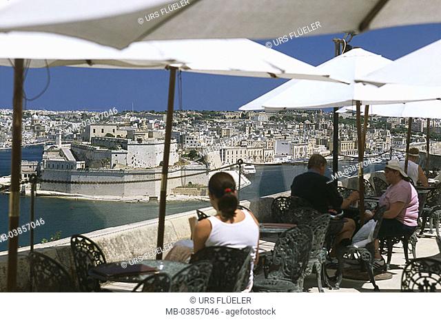 Island Malta, peninsula Sciberras, Valletta, cafe 'Deux Baronnes', guests, gaze Vittoriosa, fort St  Angelo, no mr, Maltese islands, Mediterranean-island, coast