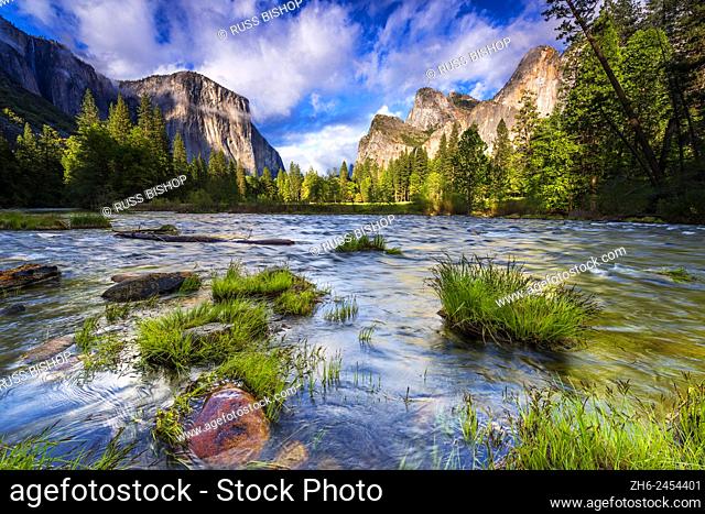 Gates of the Valley, Yosemite National Park, California USA