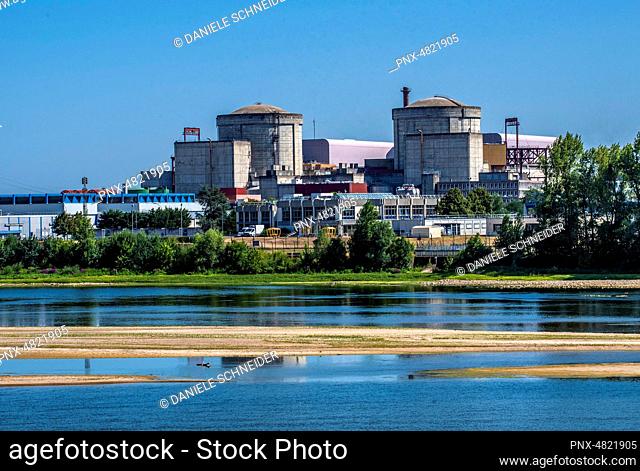 France, Loire Valley, Pays de la Loire, Indre-et-Loire, Chinon nuclear power plant in Avoine