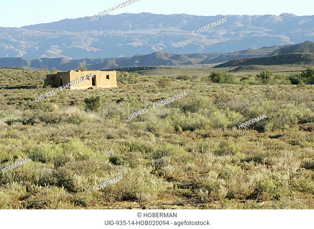 Abandoned Building, Sanbona Wildlife Reserve, Warmwaterberg, Little Karoo, Route 62, Western Cape, South Africa, Africa