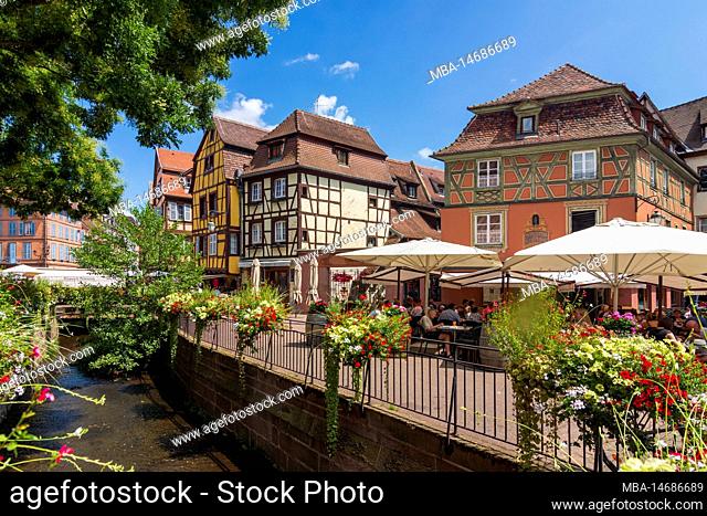 Colmar (Colmer, Kolmar), Place de l'Ancienne-Douane (Old Customs Square) with creek Mühlbach in Old Town in Alsace (Elsass), Haut-Rhin (Oberelsass), France