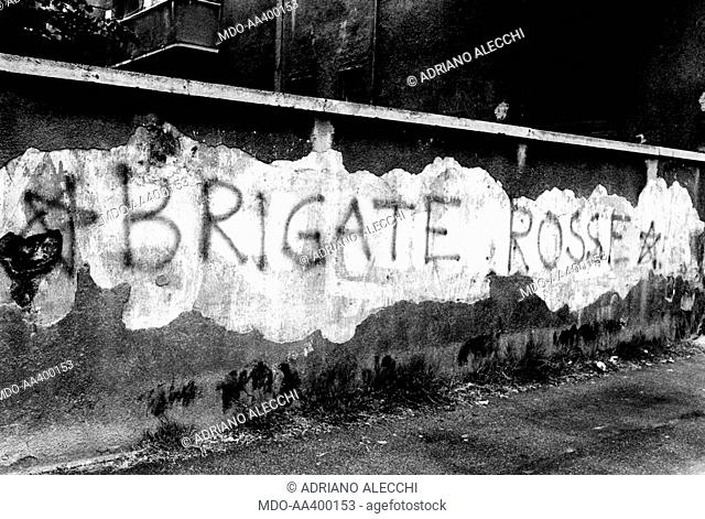A graffiti on a wall exalting the Red Brigades. A graffiti on a wall in the Giambellino area exalting the left-wing terrorist group Red Brigades