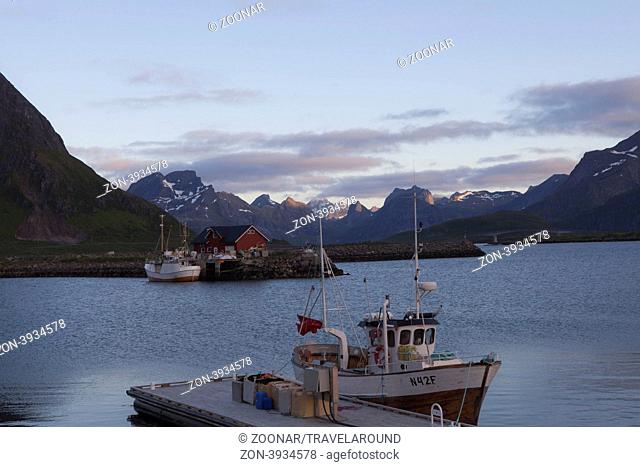 Fischkutter in Ramberg, Lofoten, Norwegen