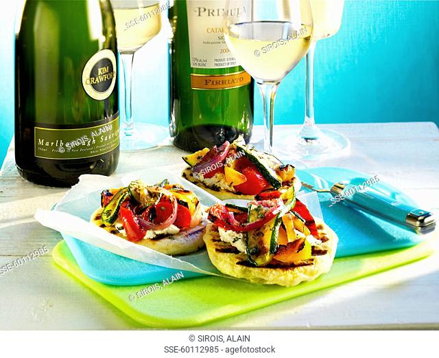 Mini Pitas with grilled vegetables