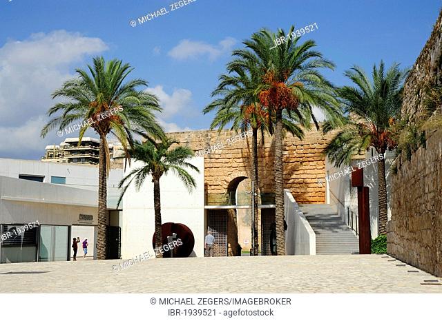 Museu Es Baluard museum with modern architecture integrated in the old Bastio de Sant Pere city walls, Ciutat Antiga, Palma de Mallorca, Majorca