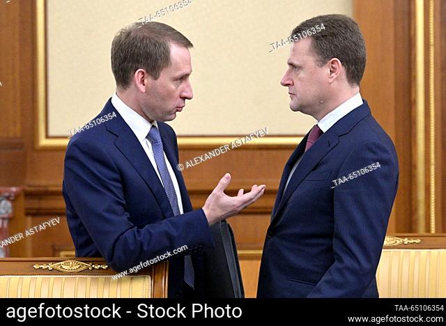 RUSSIA, MOSCOW - NOVEMBER 23, 2023: Russia's Natural Resources and Ecology Minister Alexander Kozlov (L) and Russia's Minister for the Development of the...
