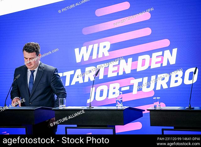 20 November 2023, Berlin: Hubertus Heil (SPD), Federal Minister of Labor and Social Affairs, attends the press conference for the 3rd ""Job-Turbo"" labor market...