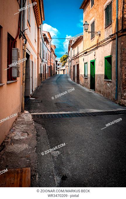Capdepera, Mallorca alley (daylight nobody)
