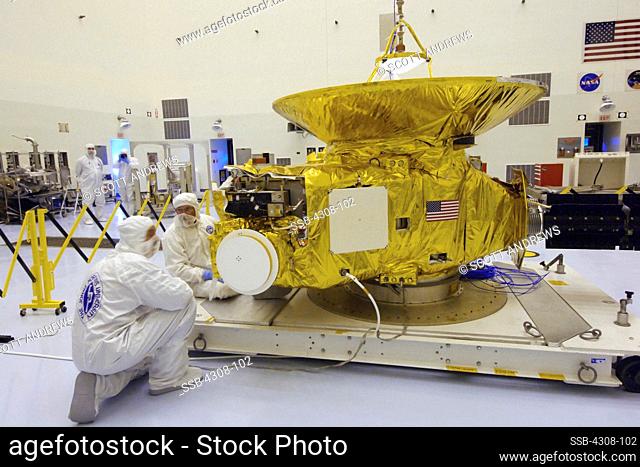 Construction of the New Horizons Spacecraft
