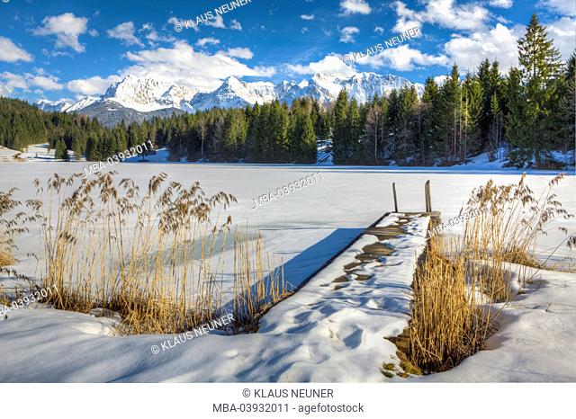 Geroldsee lake against Karwendel mountains, winter, Upper Bavaria, Bavaria, Germany