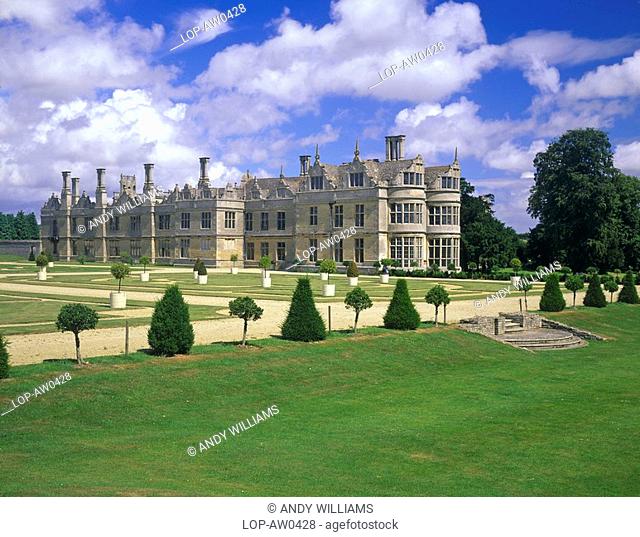 England, Northamptonshire, Kirby Hall, An Elizabethan house with a Parterre garden