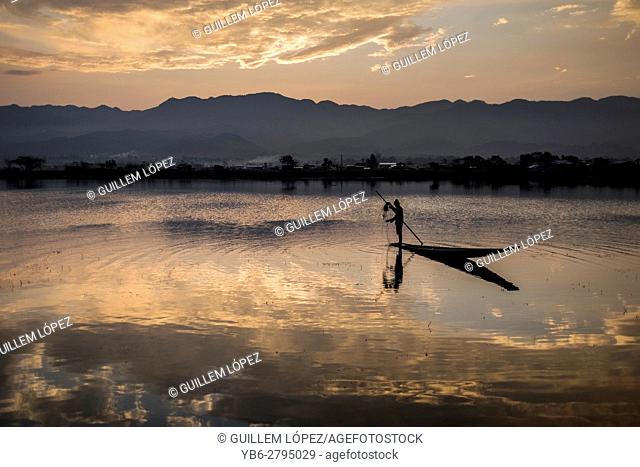 Fisherman working at the Tharzi Pond in Nyaungshwe, Myanmar