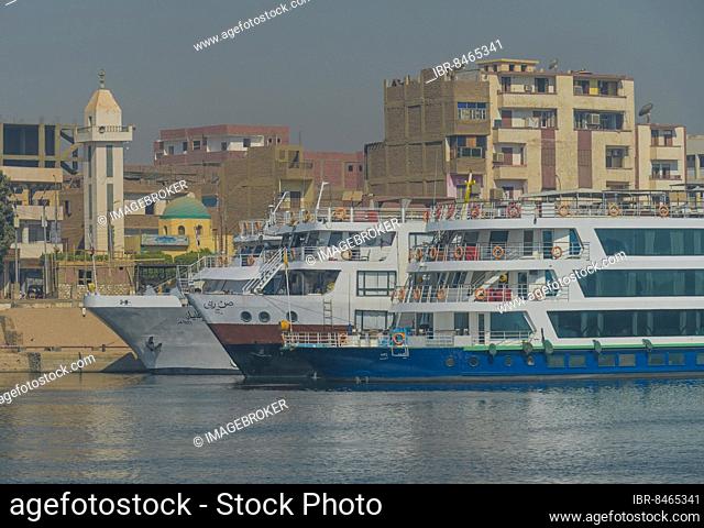 Cruise ships, Quay, Edfu, Nile, Egypt, Africa