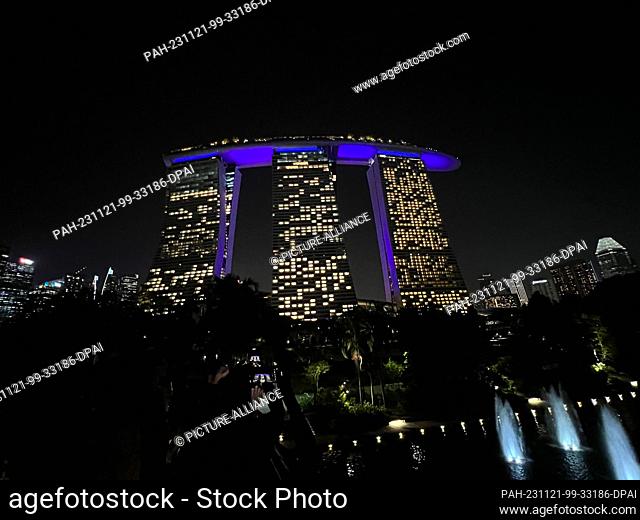 01 October 2023, Singapore, Singapur: View of the Marina Bay Sands hotel. Photo: Carola Frentzen/dpa. - Singapur/Singapore