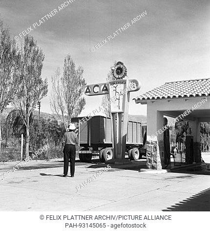 Argentina - Service station automobil club, Humahuaca, 1957 | usage worldwide. - Humahuaca (Jujuy)/Argentina