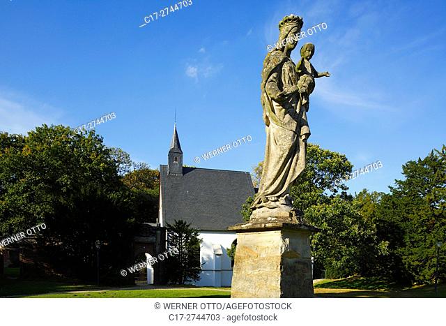 Germany, North Rhine-Westphalia, NRW, Westphalia, Ruhr area, Herten, castle park, English landscape garden, Mary sculpture, castle chapel, Gothic