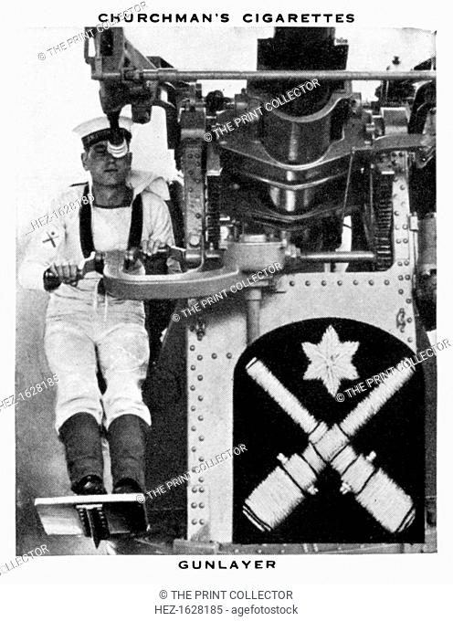 Gunlayer, 1937. Churchman's Cigarette Series, The Navy At Work