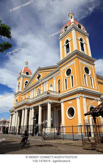 Cathedral de Granada, Park Colon, Park Central, Granada, Nicaragua, Central America