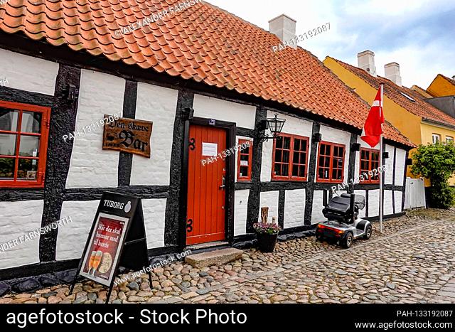 Ebeltoft, Denmark Quaint cobblestoned streets in the old town. | usage worldwide. - Ebeltoft/Denmark