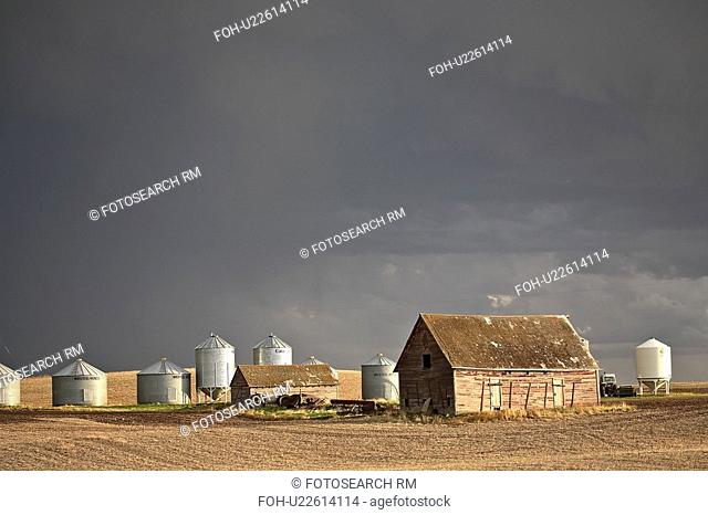 clouds, buildings, farm, storm