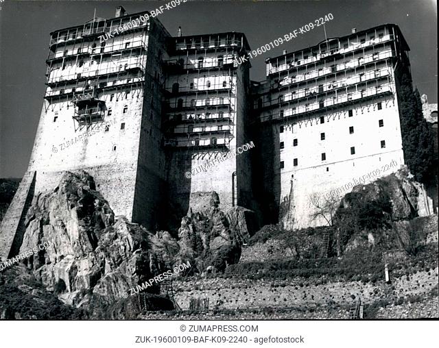 1955 - Athos - Monastery Republic. This is the monastery of Simonpetra, which has often been compared to the palace of the Dalai Lama - supreme head of the only...