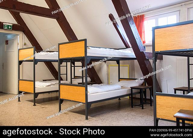 ATTENTION: EMBARGOED FOR PUBLICATION UNTIL 07 SEPTEMBER 00:00 GMT! - 04 September 2020, Hamburg: Bunk beds in a dormitory of a school country home on the North...