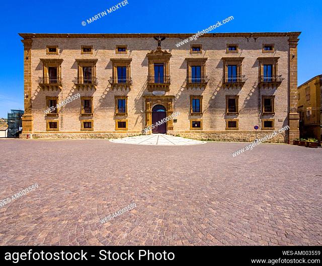 Italy, Sicily, Province of Enna, Piazza Armerina, Piazza Duomo, Palazzo Trigona, Art Museum