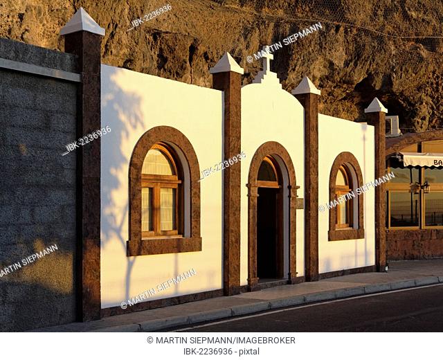 Cave chapel, Sta Carmen chapel, Playa de Santiago, La Gomera, Canary Islands, Spain, Europe, PublicGround