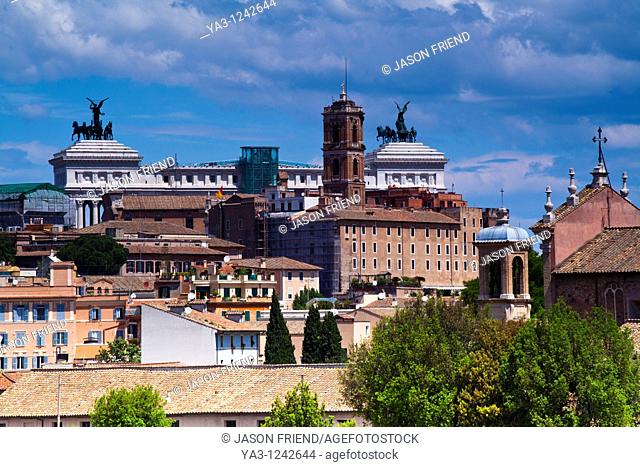Italy, Lazio, Rome  View looking across the city of Rome, from Aventine hill towards the National Monument of Victor Emmanuel II