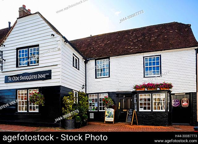 England, East Sussex, South Downs, Alfriston Village, Ye Olde Smugglers Inne Pub and Hotel
