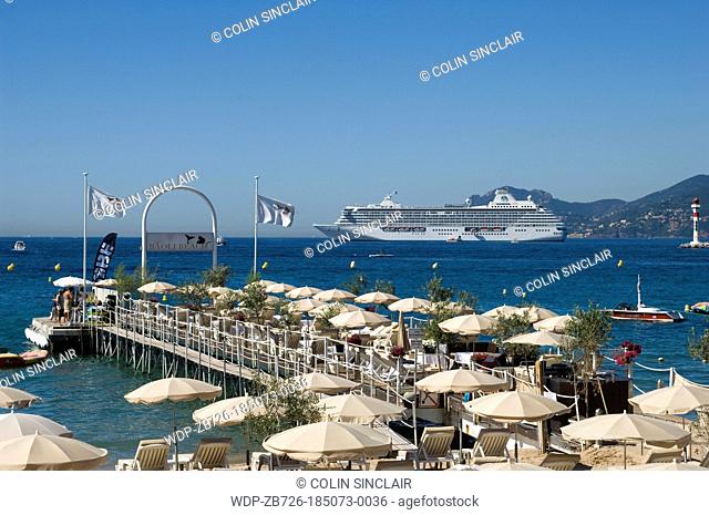 Cannes, typical ponton, French Riviera