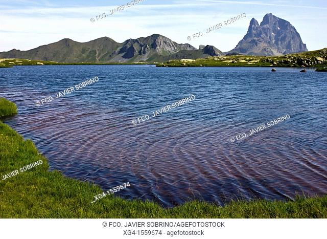 Anayet lakes with the peak Midi d'Ossau in the background - Sallent de Gallego - Tena Valley - Huesca Province - Aragon - Aragon Pyrenees - Spain - Europe