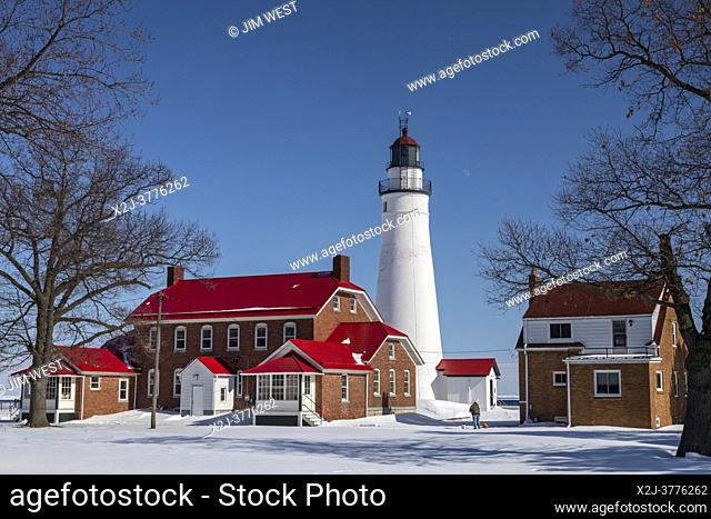 Port Huron, Michigan - The Fort Gratiot Lighthouse. Built in 1829 to mark the entrance to the St Clair River from Lake Huron