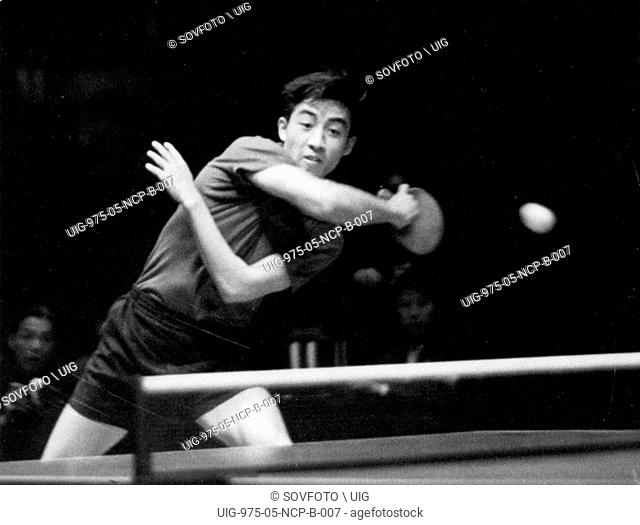 Zhuang Zedong won the men's singles title at the 26th World Table Tennis Championships