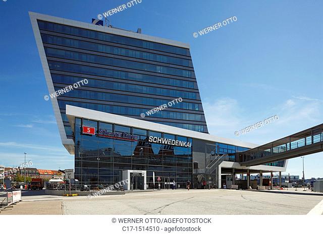 Germany, Kiel, Kiel Fjord, Baltic Sea, Schleswig-Holstein, Kiel harbour, terminal Schwedenkai, terminal building, administration building, glass facade