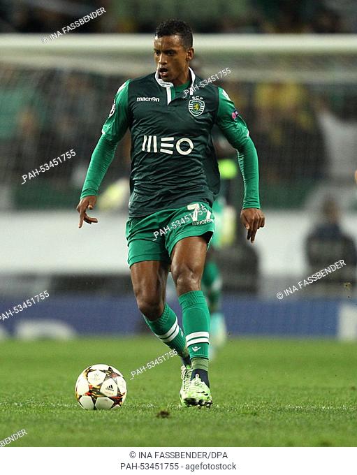 Sporting Lisbon's Nani plays a ball during the UEFA Champions League Group G soccer match between Sporting Lisbon and FC Schalke 04 at Jose Alvalade stadium in...