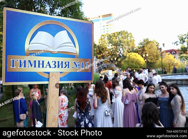 RUSSIA, SOCHI - JUNE 25, 2023: Secondary school leavers are seen outside the Festivalny Concert Hall ahead of a graduation ball