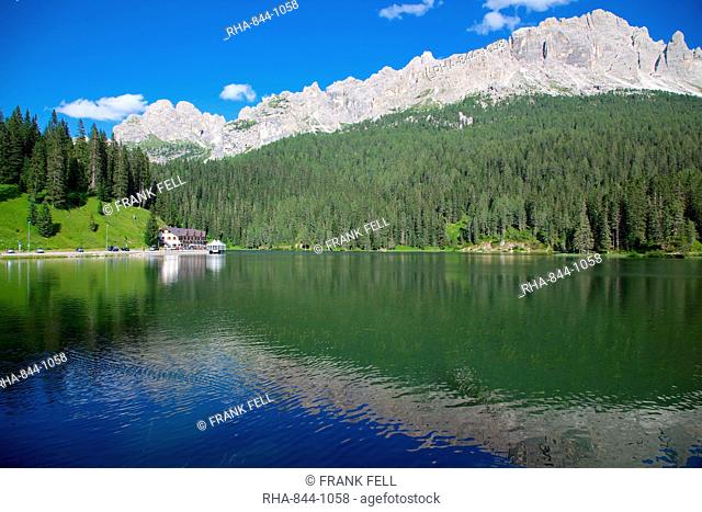 Lago di Misurina, Belluno Province, Veneto, Italian Dolomites, Italy, Europe