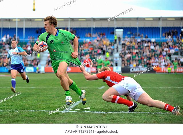 06 05 2012 Glasgow, Scotland HSBC Sevens World Series Sean McMahon slipping the tackle during the game between Australia and Wales at the Scotstoun Stadium